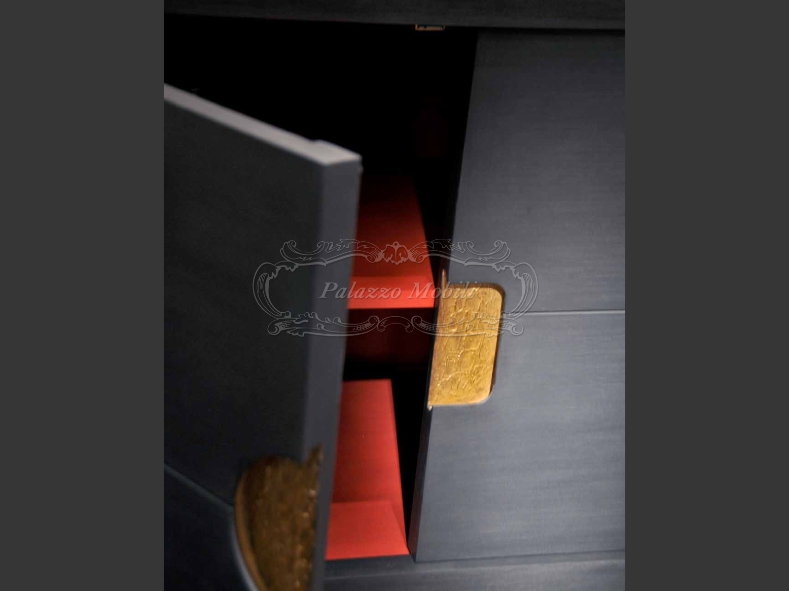 КОМОД SOFTHOUSE CREDENZA ORO