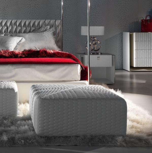 ПУФ ROBERTO CAVALLI HERA 02